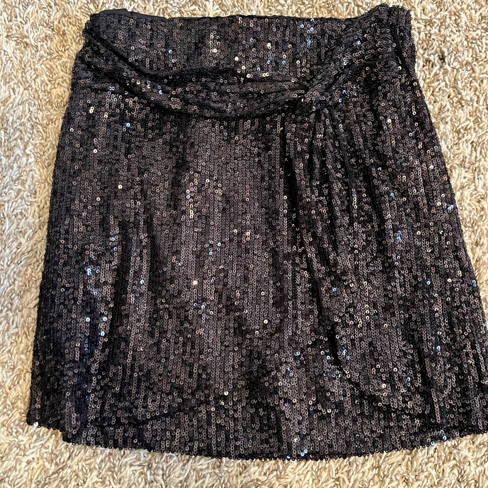 YTH Medium Girls Balck sequin GB Girls skirt